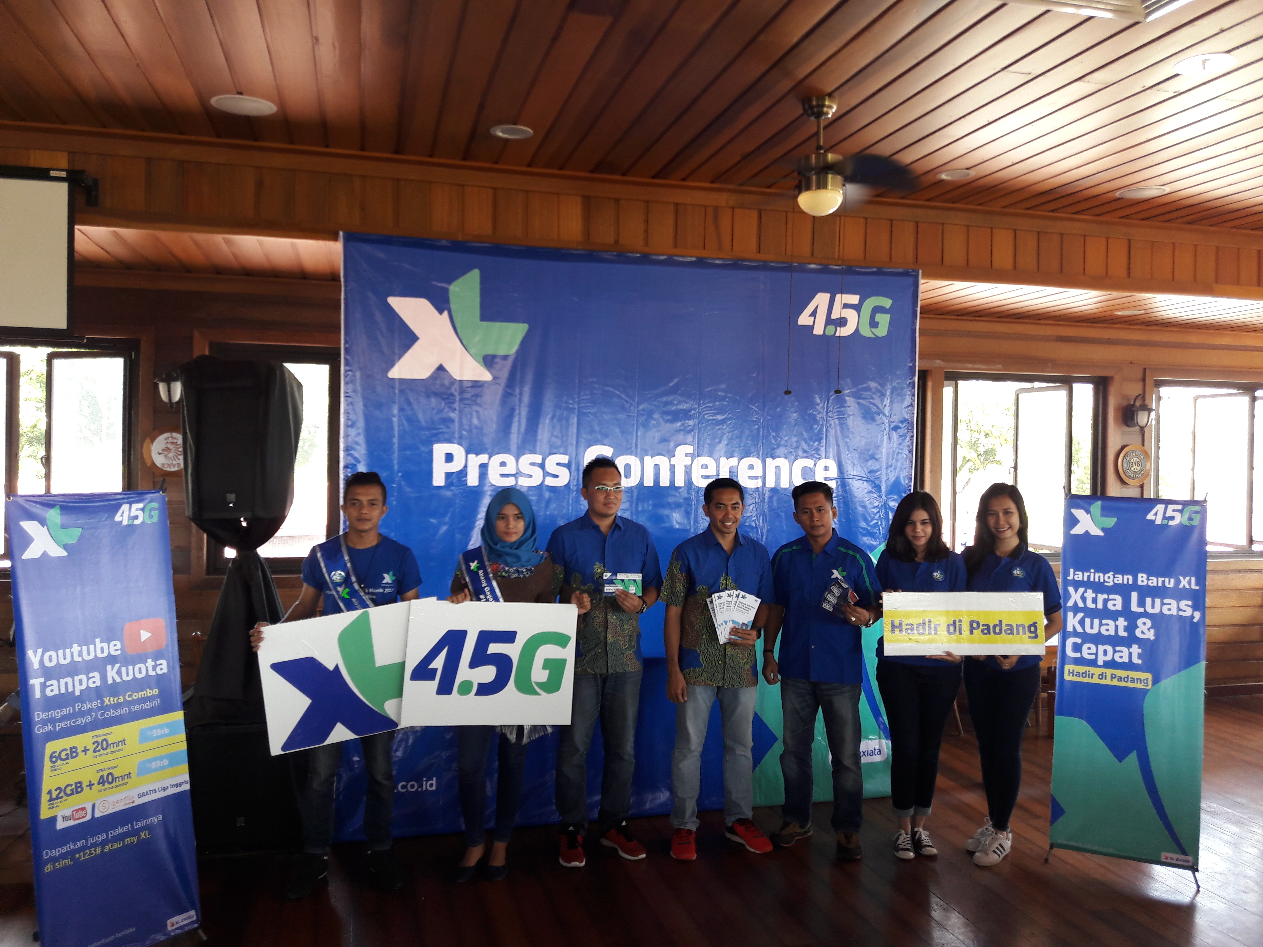Konferensi Pers Peluncuran Jaringan XL 4G LTE di Sumatera Barat. Foto : Ikhwan